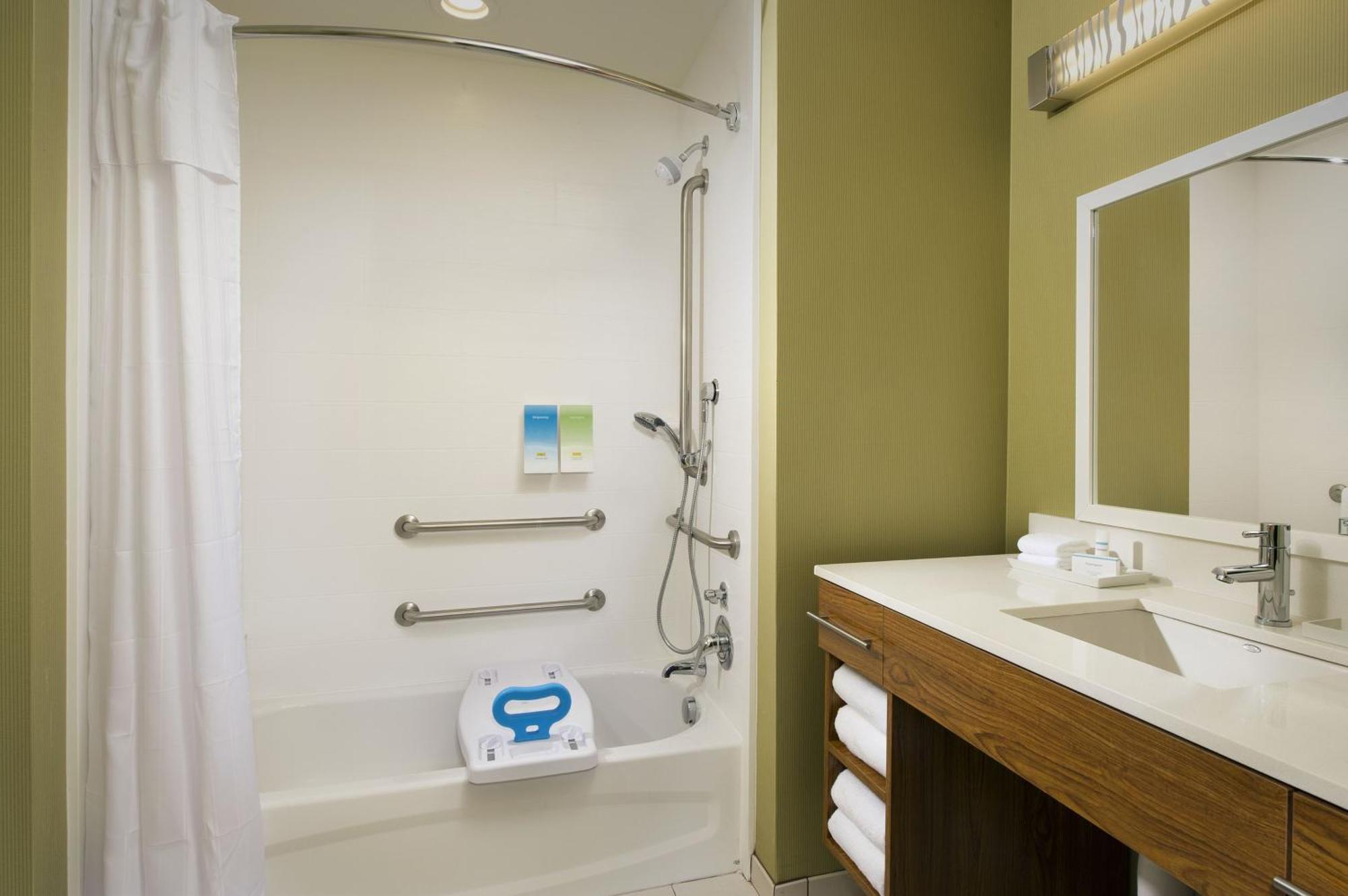 Home2 Suites By Hilton Hattiesburg Exterior photo